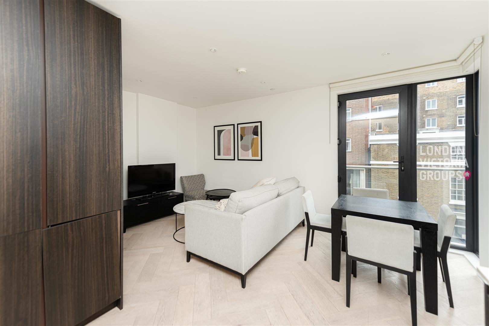 2 bed property in 12 Dock Street, London